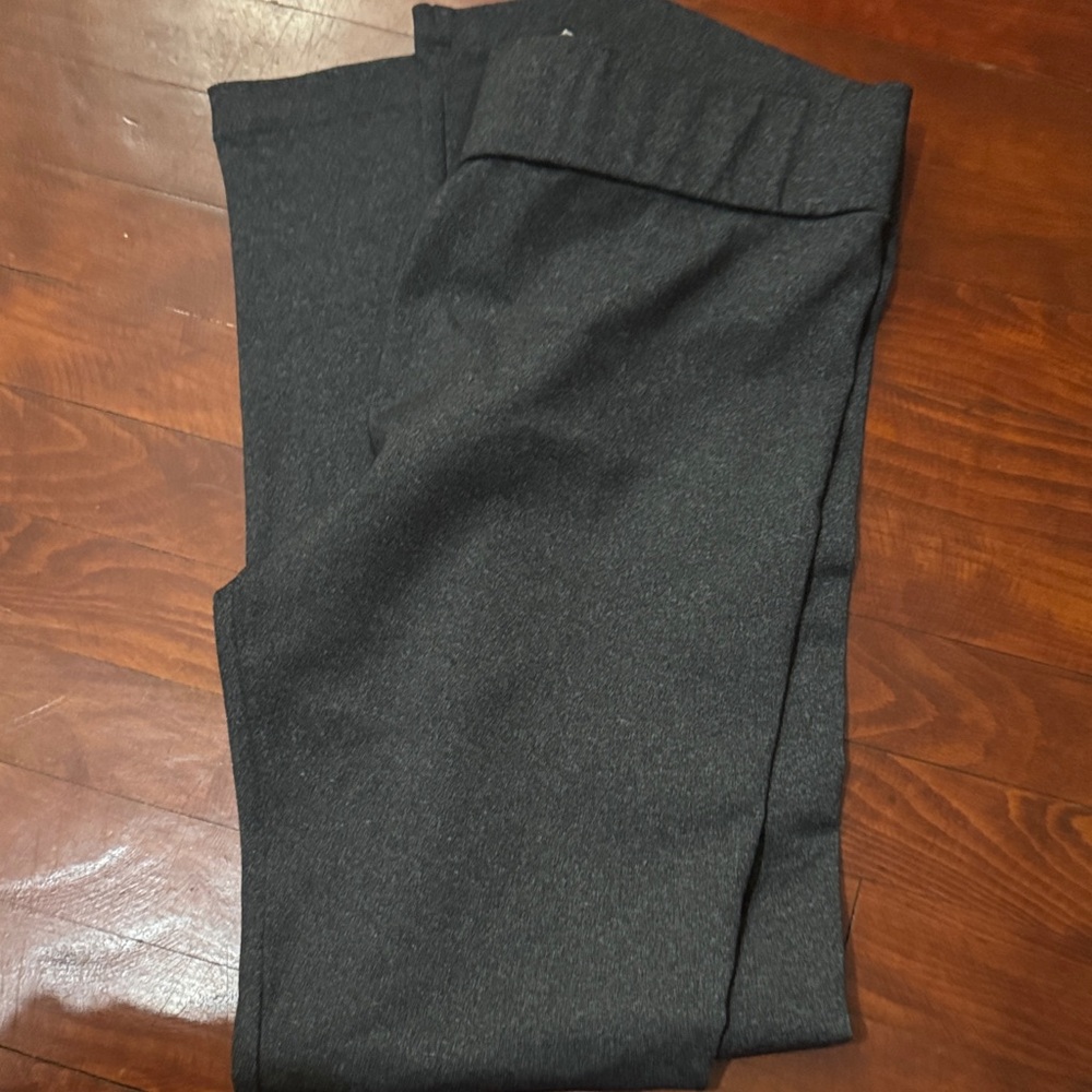 Women’s  grey Leggings - Picture 6 of 6